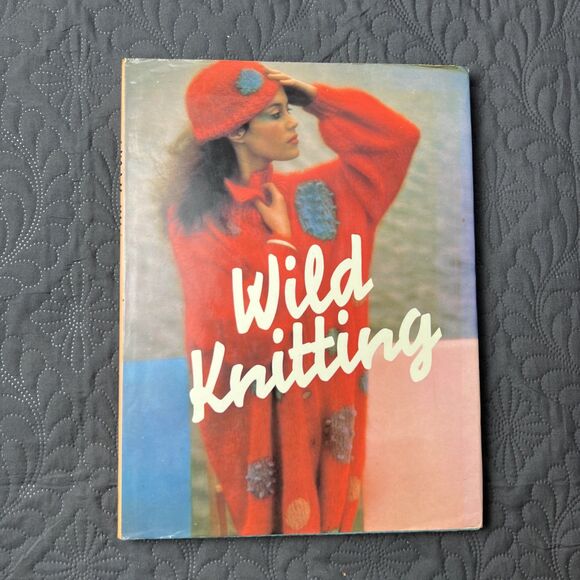 WILD KNITTING, ANGELA JEFFS 1979 HARDCOVER BOOK Arts Crafts Gift Collectible VTG - Picture 1 of 14
